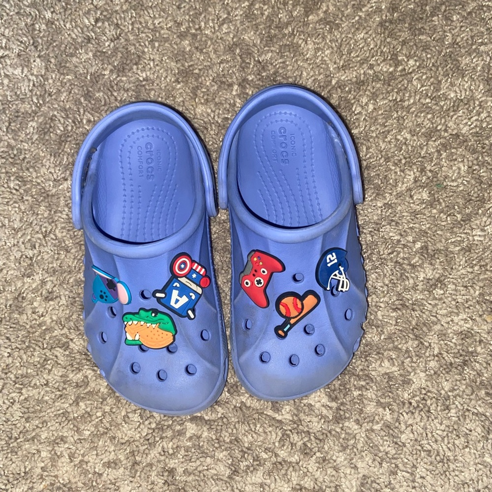Toddler Blue Crocs - Picture 2 of 3